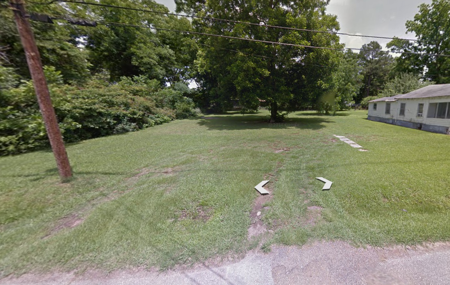 25,000 Sq Ft Property in Eudora Arkansas- Utilities 040-02191-000 - Image 2